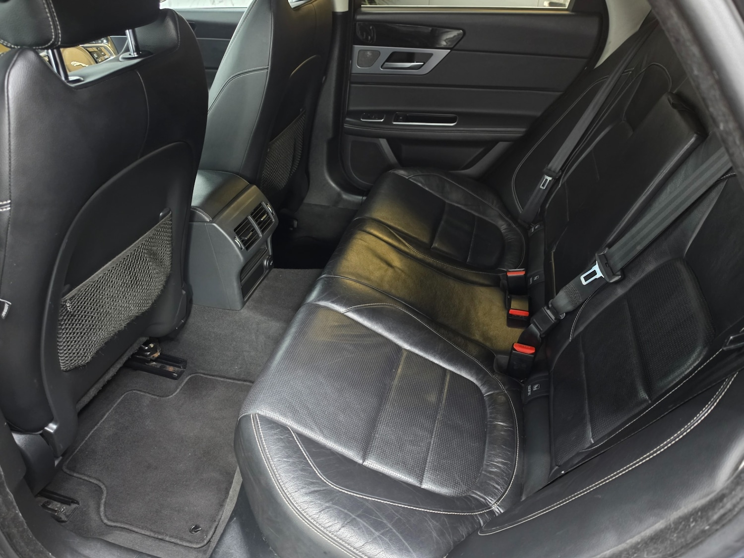 Used Jaguar XF 2016 for sale - 78176618: Photo 24