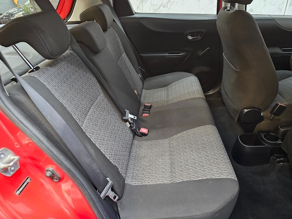 Used Toyota Yaris 2013 for sale - 75036774: Photo 22