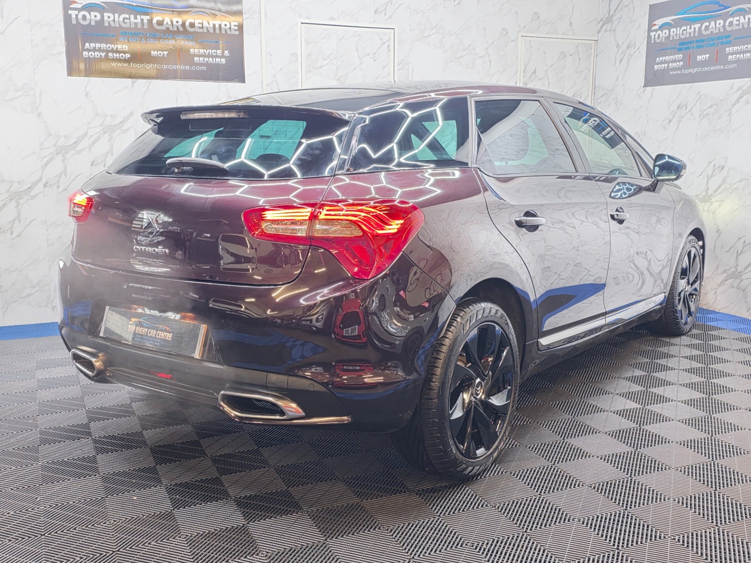Used Citroen DS5 2014 for sale - 76758049: Photo 10