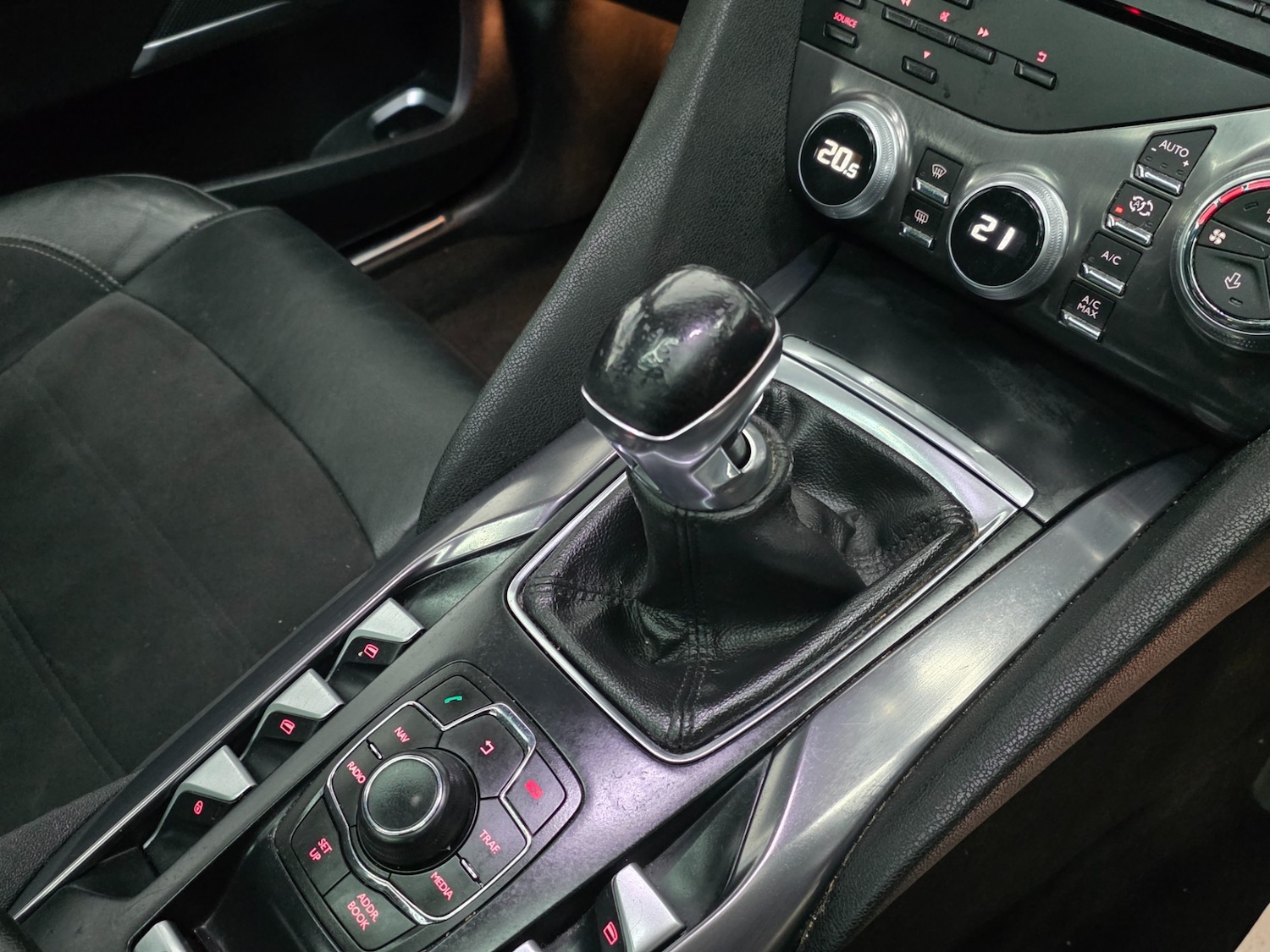 Used Citroen DS5 2014 for sale - 76758049: Photo 21