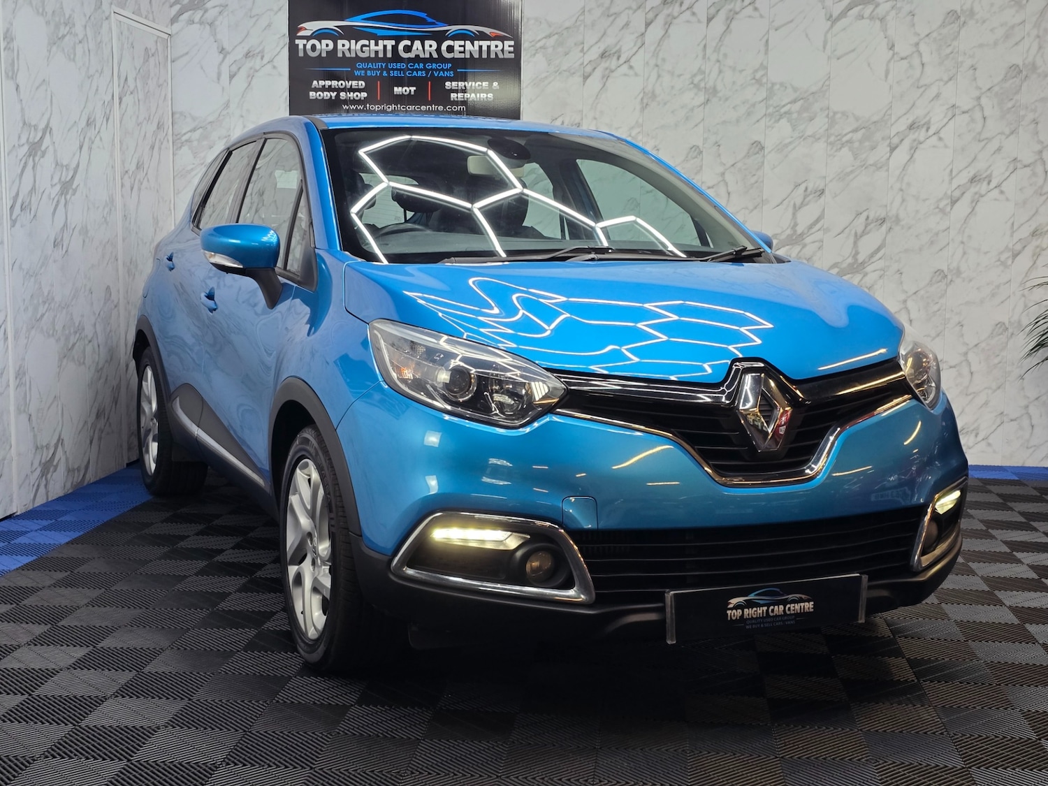 Used Renault Captur 2014 for sale - 76758942: Photo 1