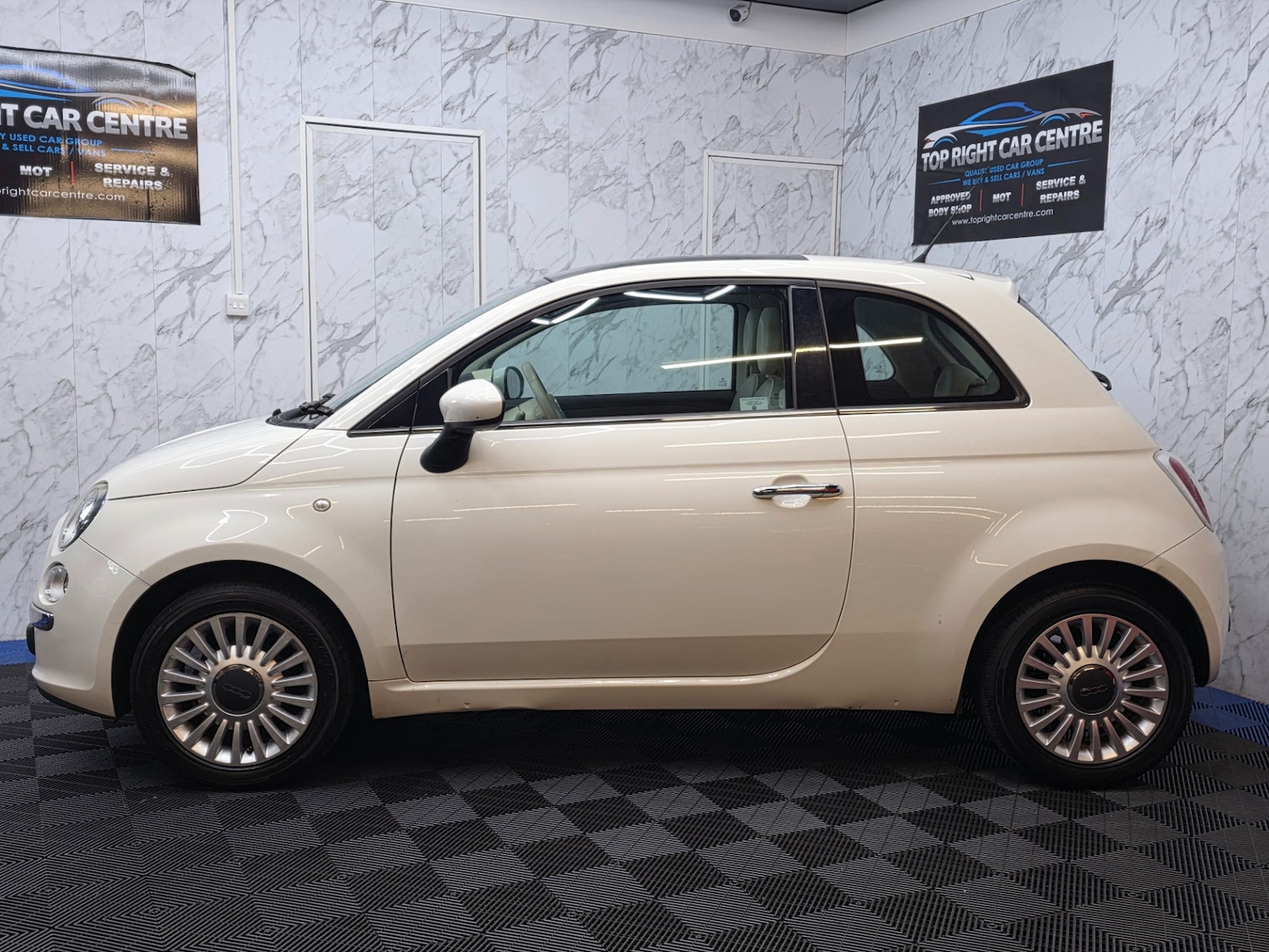 Used Fiat 500 2010 for sale - 77235942: Photo 10