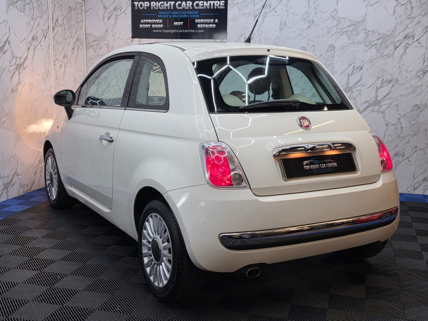 Used Fiat 500 2010 for sale - 77235942: Photo 11