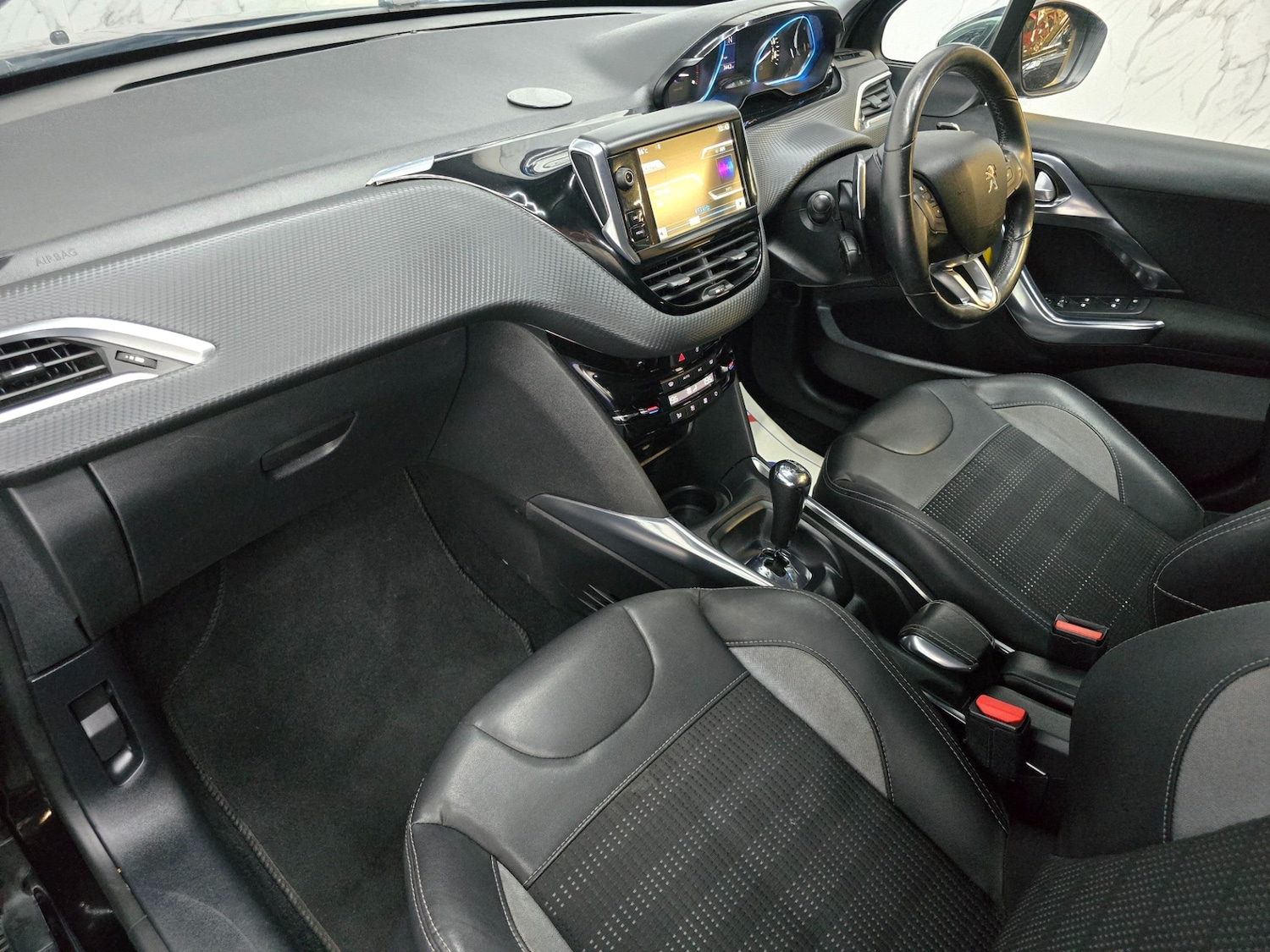 Used Peugeot 2008 2014 for sale - 76578283: Photo 16