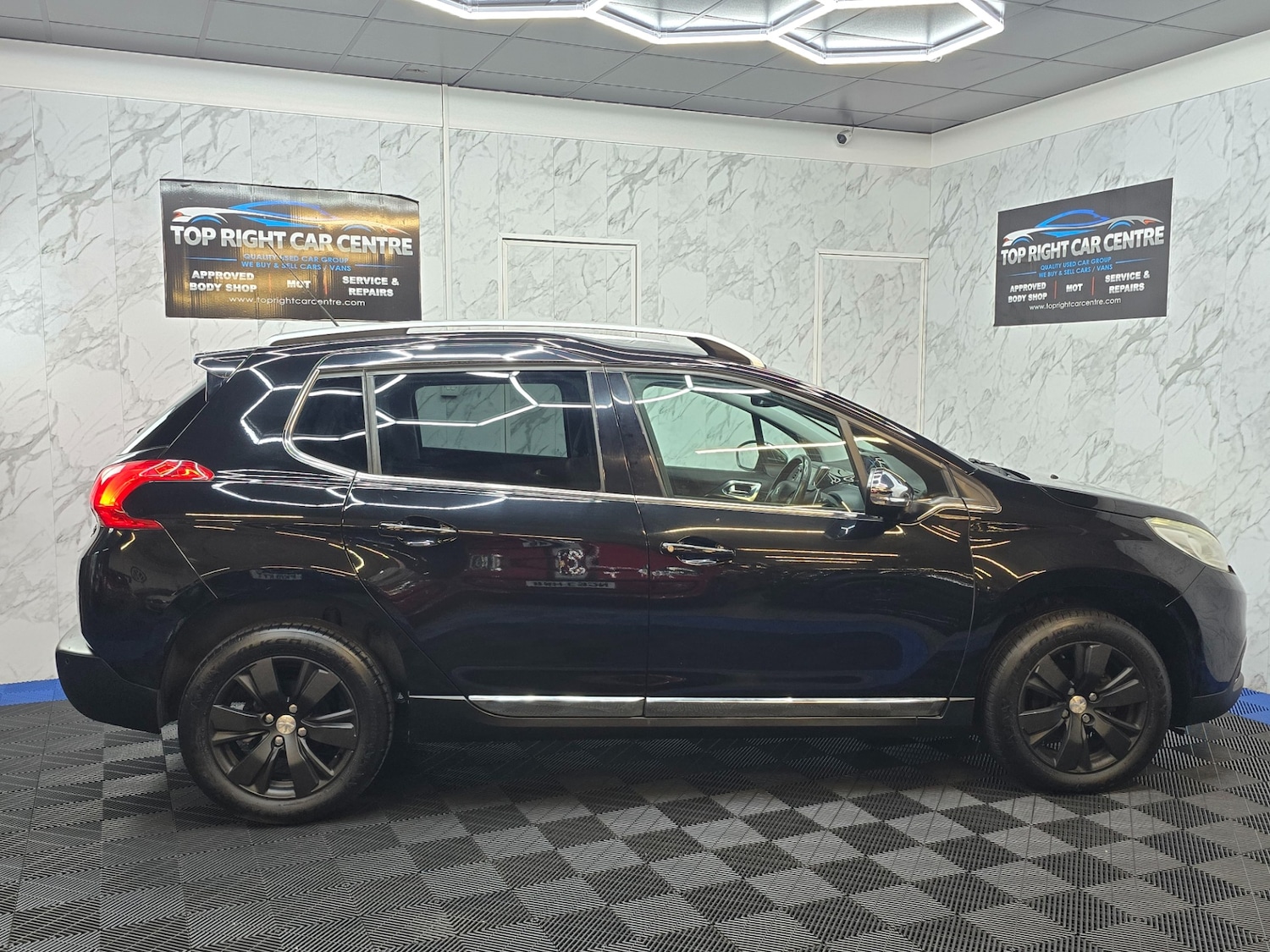 Used Peugeot 2008 2014 for sale - 76578283: Photo 9