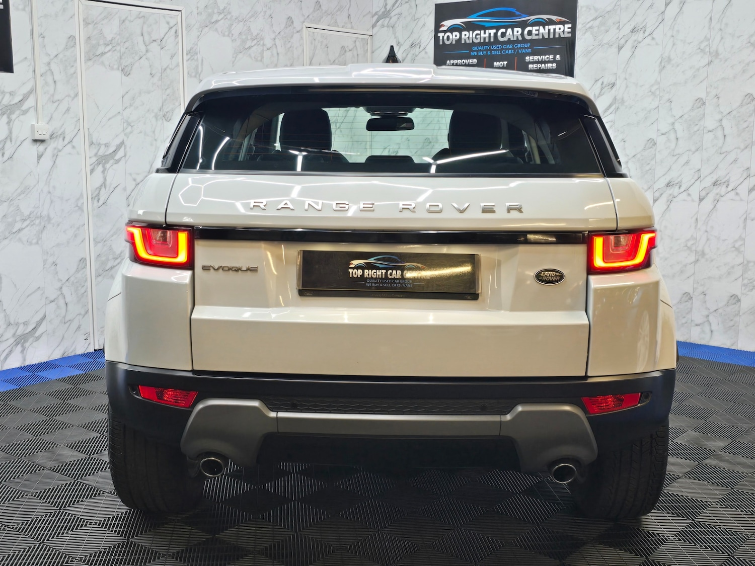 Used Land Rover Range Rover Evoque 2017 for sale - 76720390: Photo 7