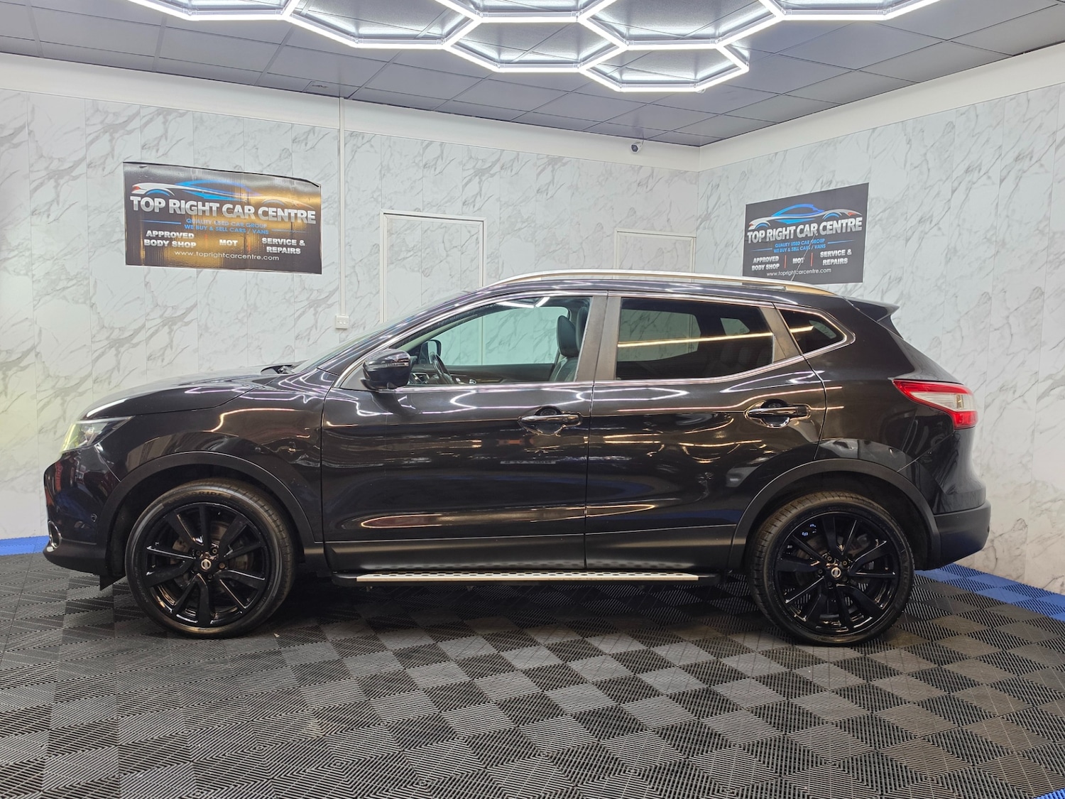 Used Nissan Qashqai 2017 for sale - 78214073: Photo 9