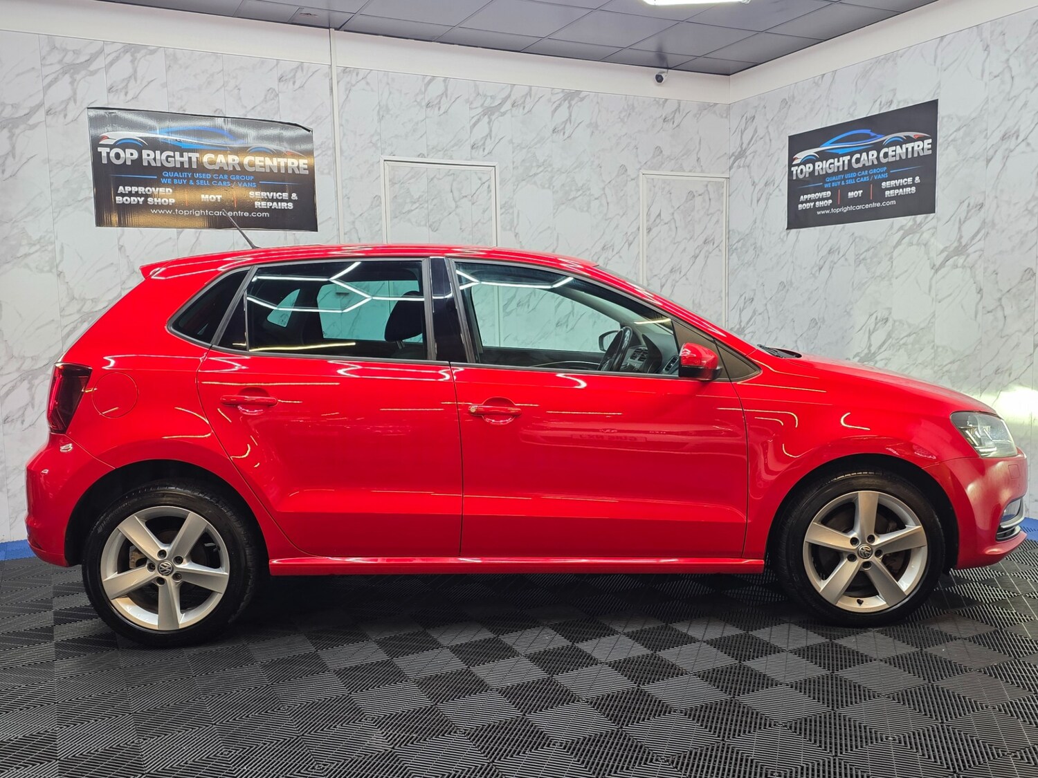 Used Volkswagen Polo 2017 for sale - 77829971: Photo 9