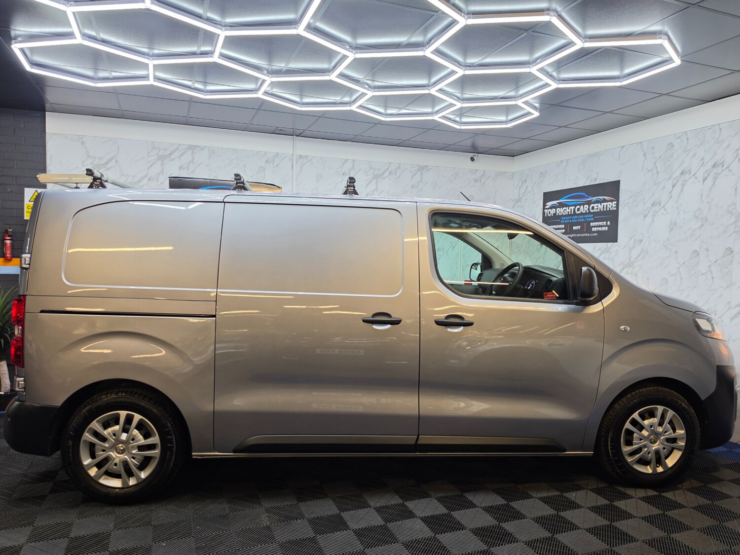 Used Vauxhall Vivaro 2023 for sale - 78144641: Photo 10