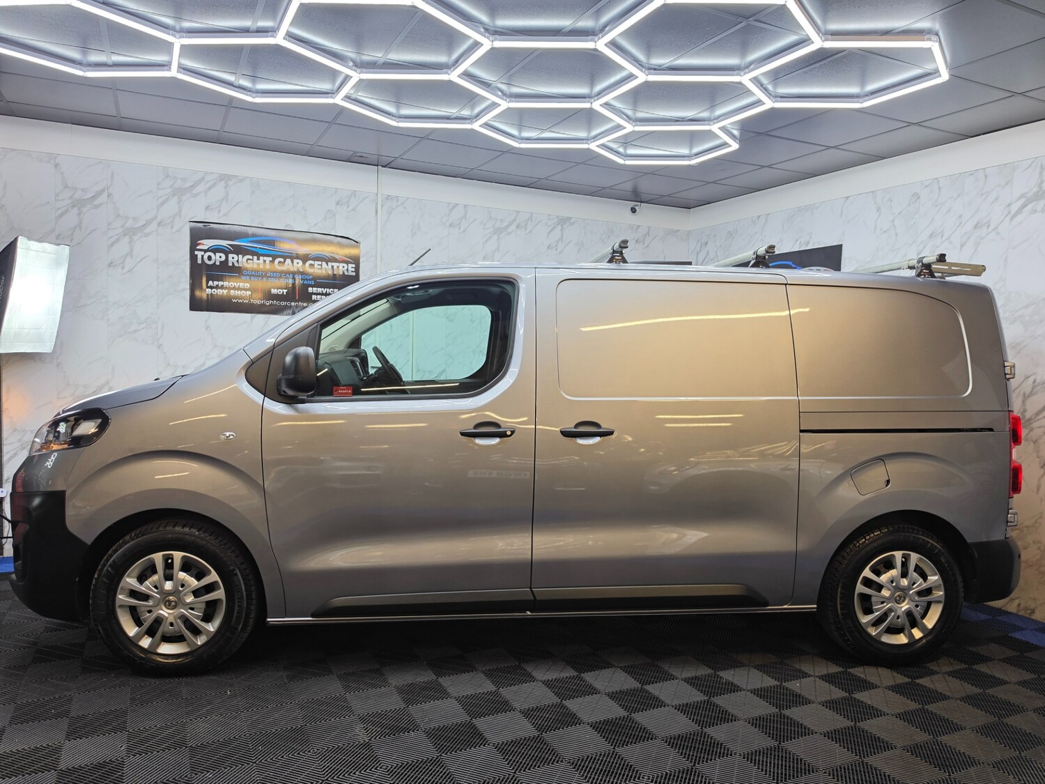 Used Vauxhall Vivaro 2023 for sale - 78144641: Photo 8