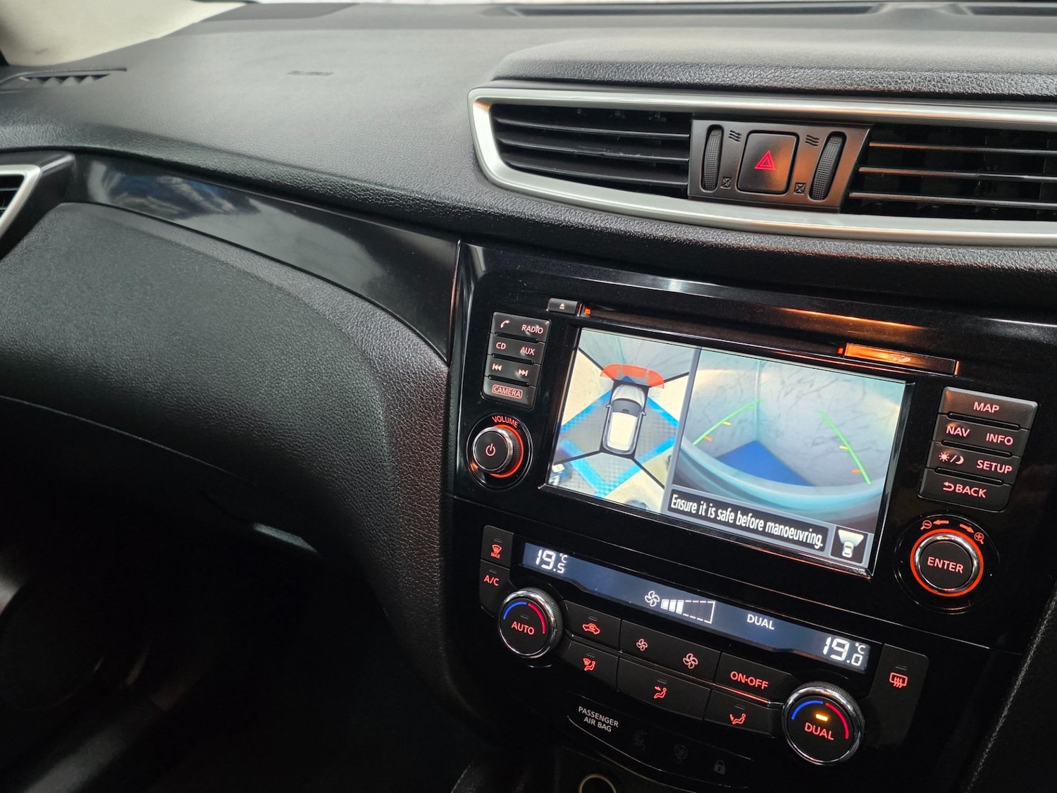 Used Nissan Qashqai 2016 for sale - 77329592: Photo 17