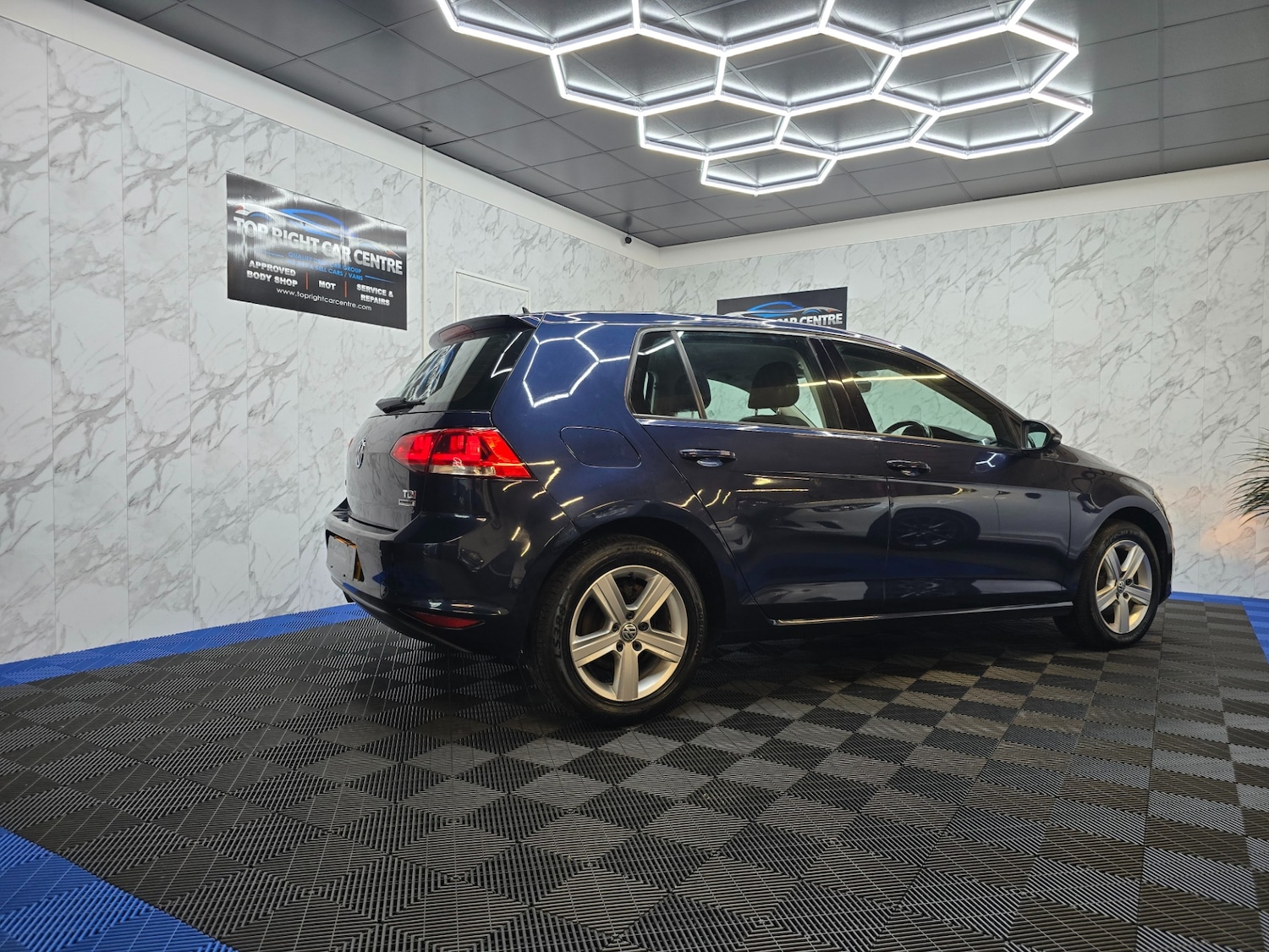 Used Volkswagen Golf 2016 for sale - 76611199: Photo 10