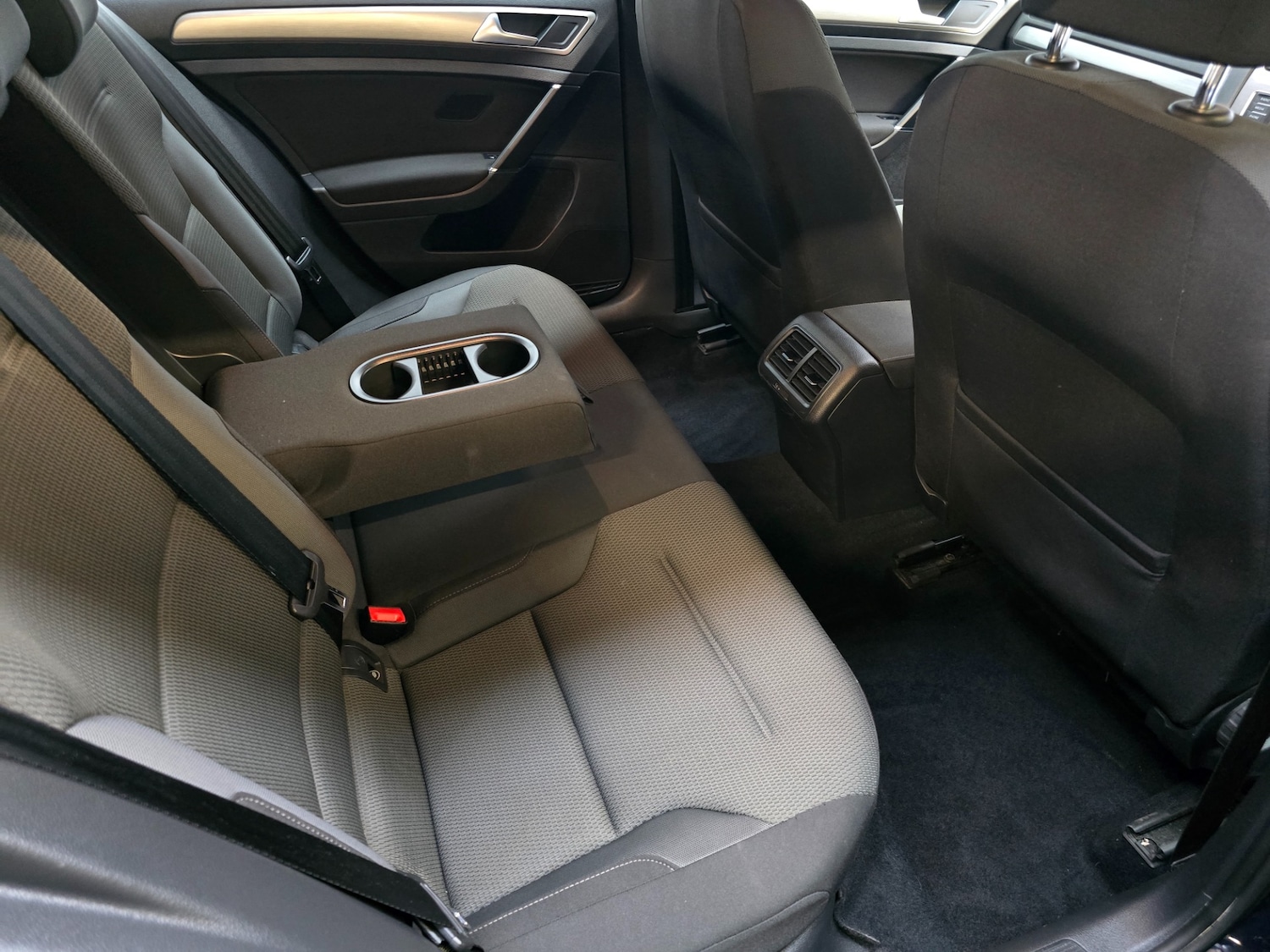 Used Volkswagen Golf 2016 for sale - 76611199: Photo 22