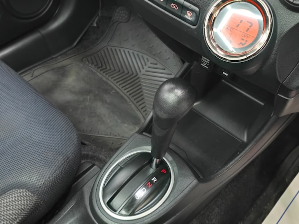 Used Honda Jazz 2014 for sale - 76231380: Photo 14