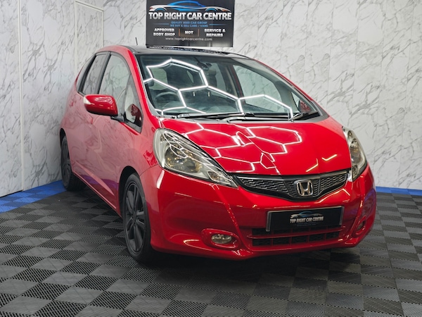 Used Honda Jazz 2014 for sale - 76231380: Photo 1