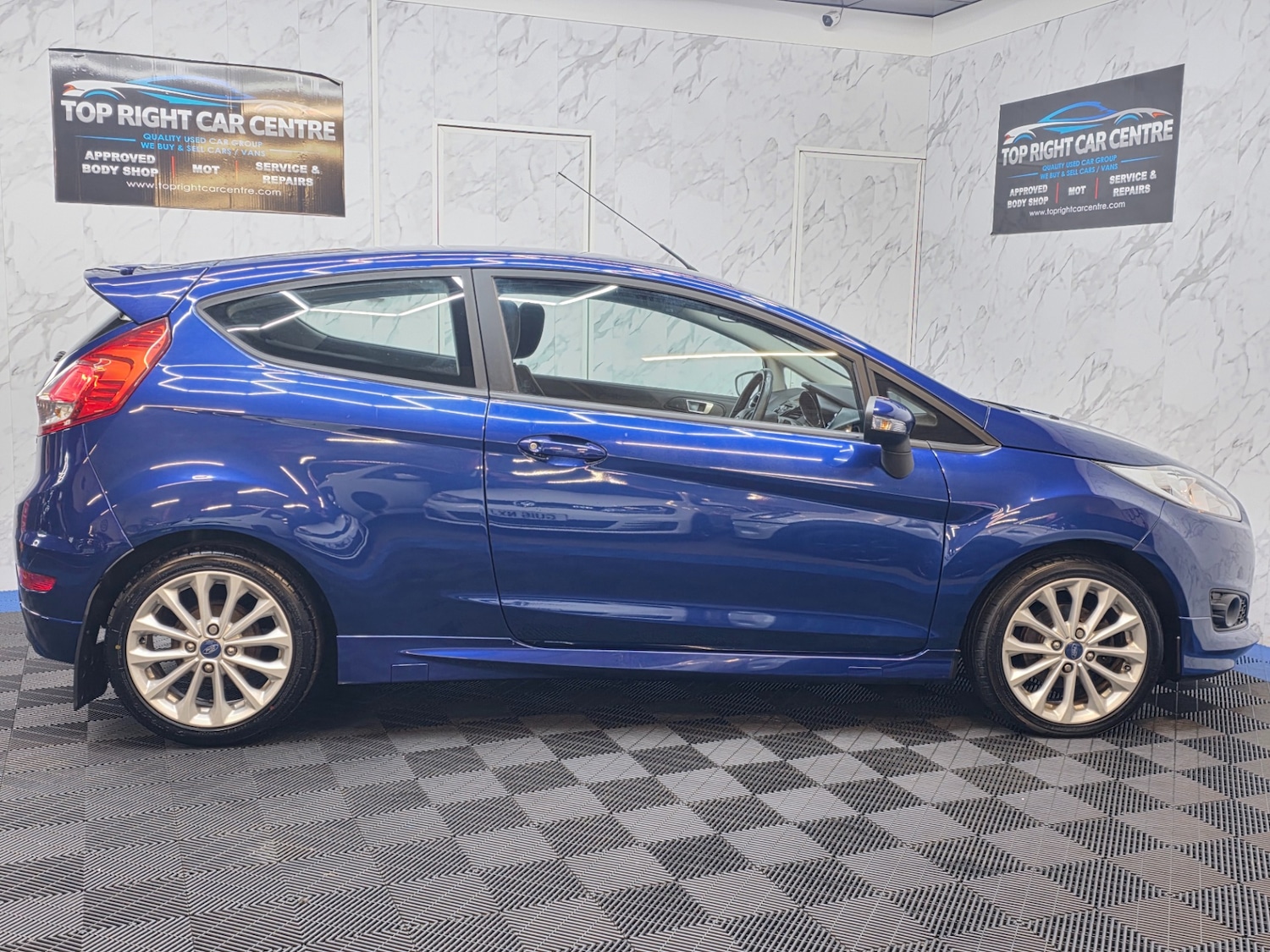 Used Ford Fiesta 2014 for sale - 77921599: Photo 9