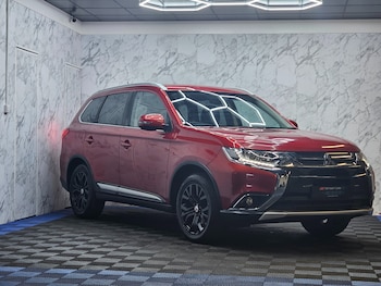 Used Mitsubishi Outlander 2016 for sale - 79244081: Photo
