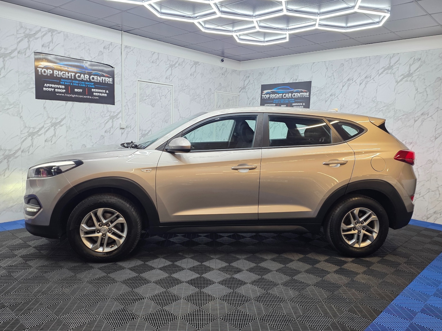 Used Hyundai TUCSON 2016 for sale - 77890458: Photo 9