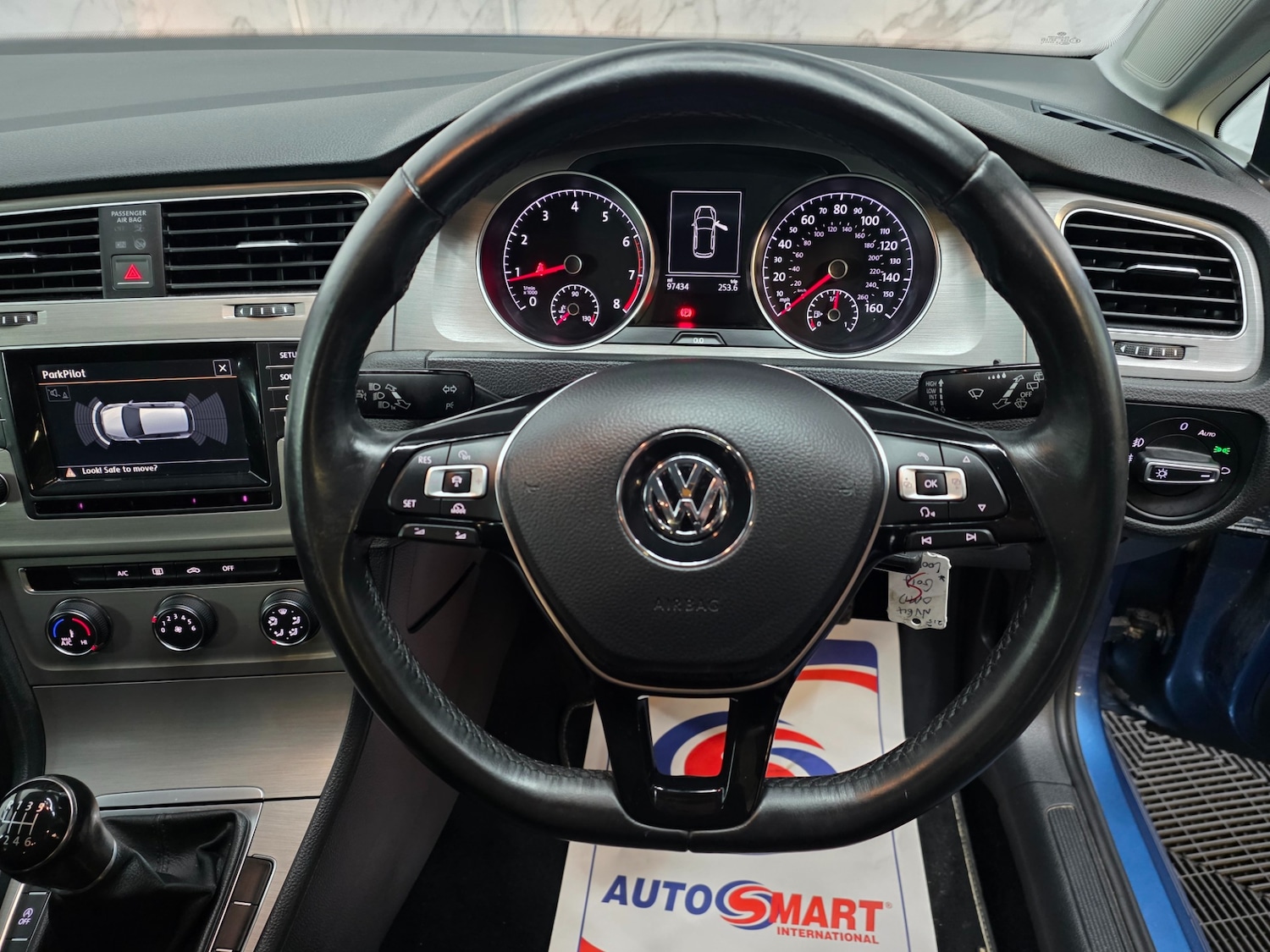 Used Volkswagen Golf 2015 for sale - 77970799: Photo 12