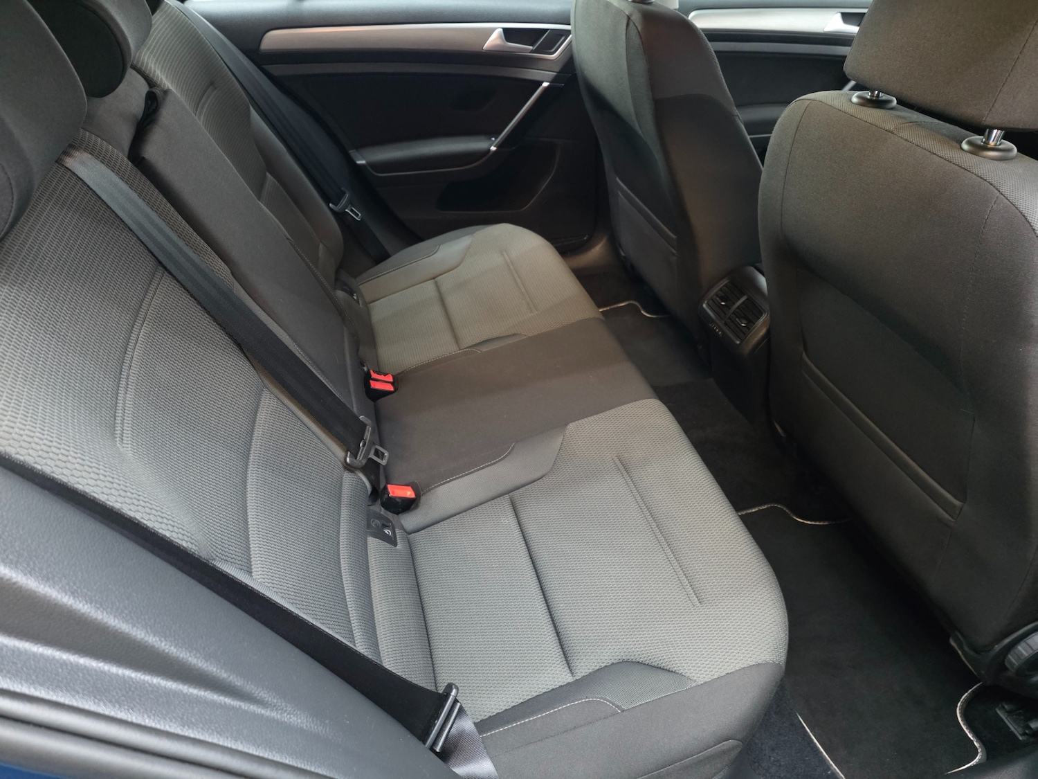 Used Volkswagen Golf 2015 for sale - 77970799: Photo 23