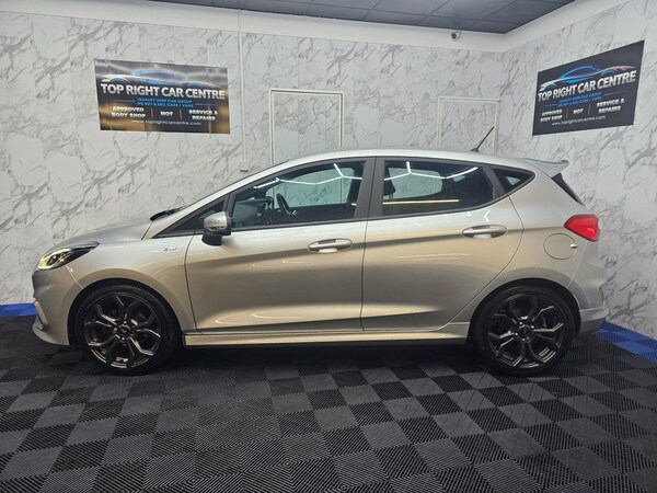 Used Ford Fiesta 2018 for sale - 73929099: Photo 9