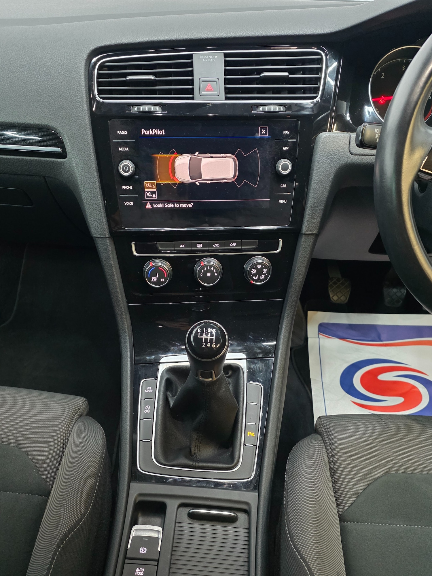 Used Volkswagen Golf 2018 for sale - 77061289: Photo 14