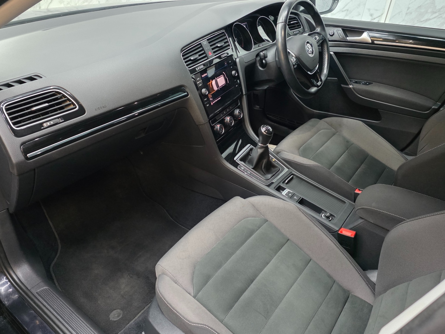 Used Volkswagen Golf 2018 for sale - 77061289: Photo 15