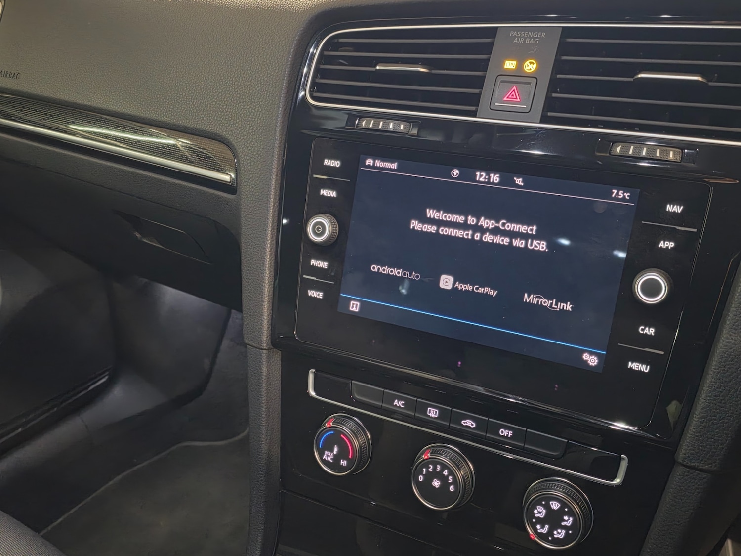 Used Volkswagen Golf 2018 for sale - 77061289: Photo 18