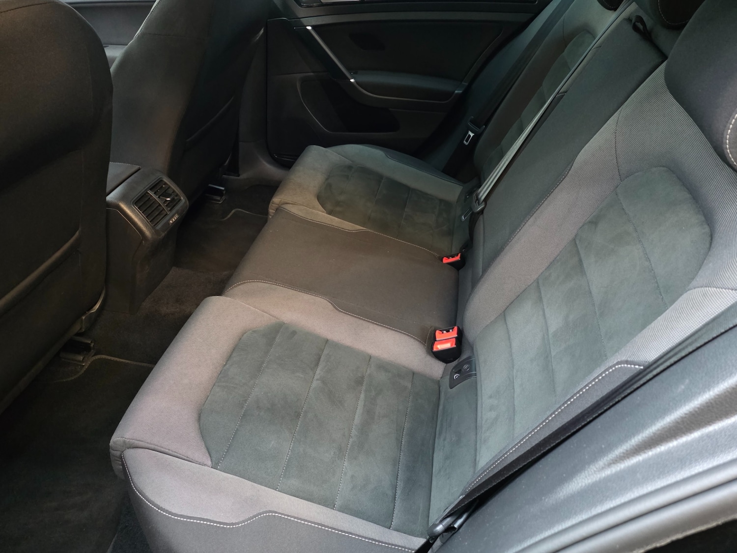 Used Volkswagen Golf 2018 for sale - 77061289: Photo 21