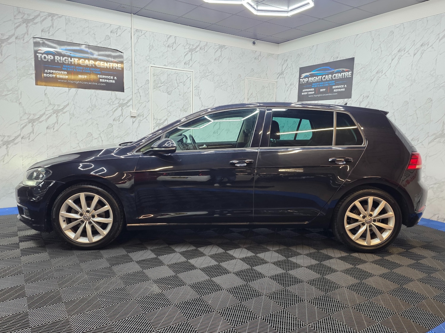 Used Volkswagen Golf 2018 for sale - 77061289: Photo 9
