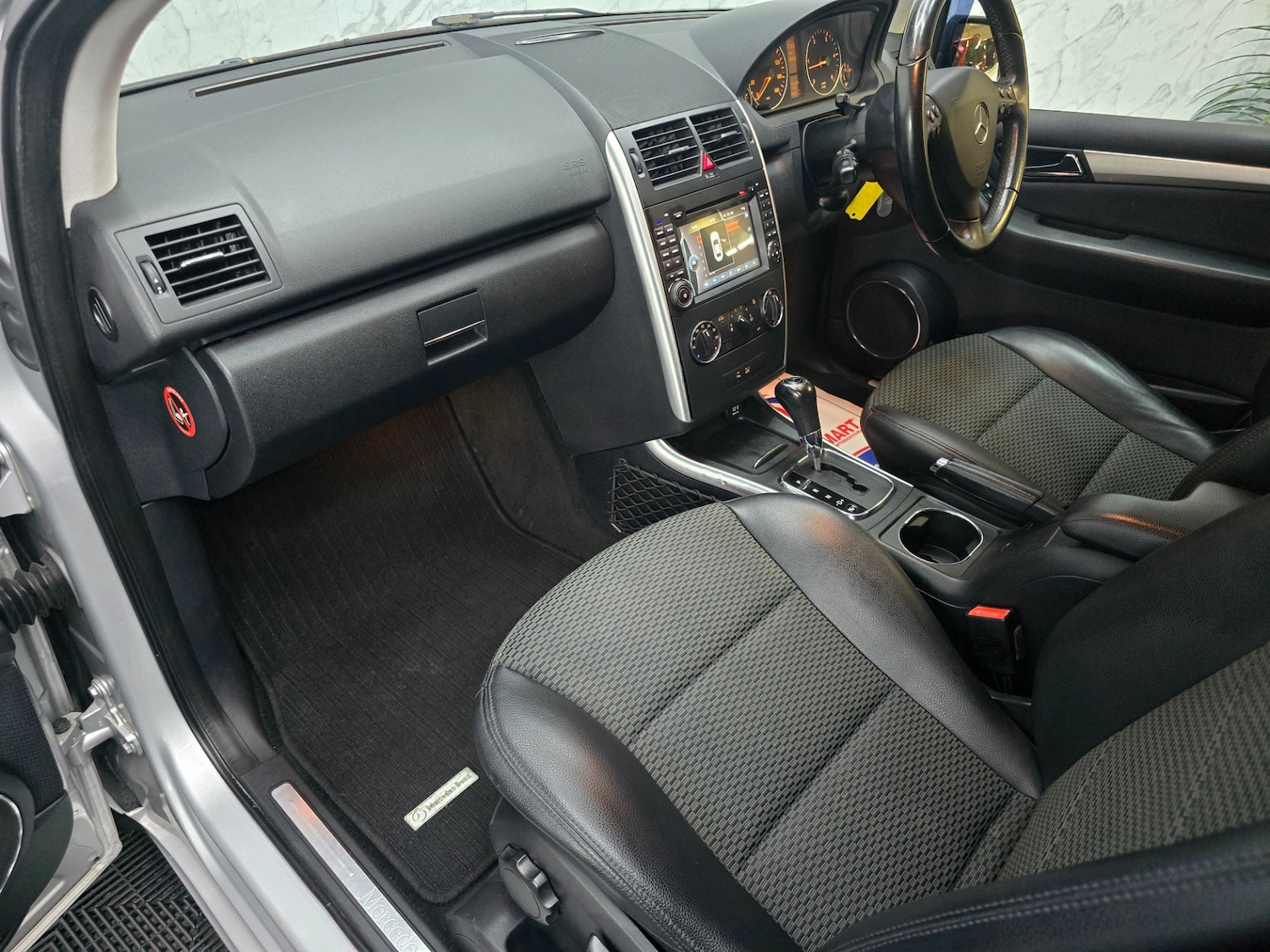 Used Mercedes-Benz A-Class 2011 for sale - 76380382: Photo 15