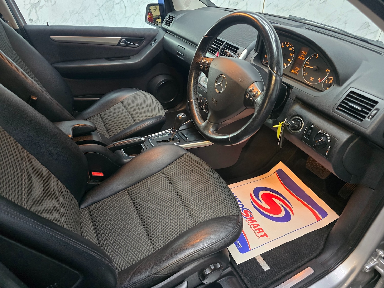 Used Mercedes-Benz A-Class 2011 for sale - 76380382: Photo 16