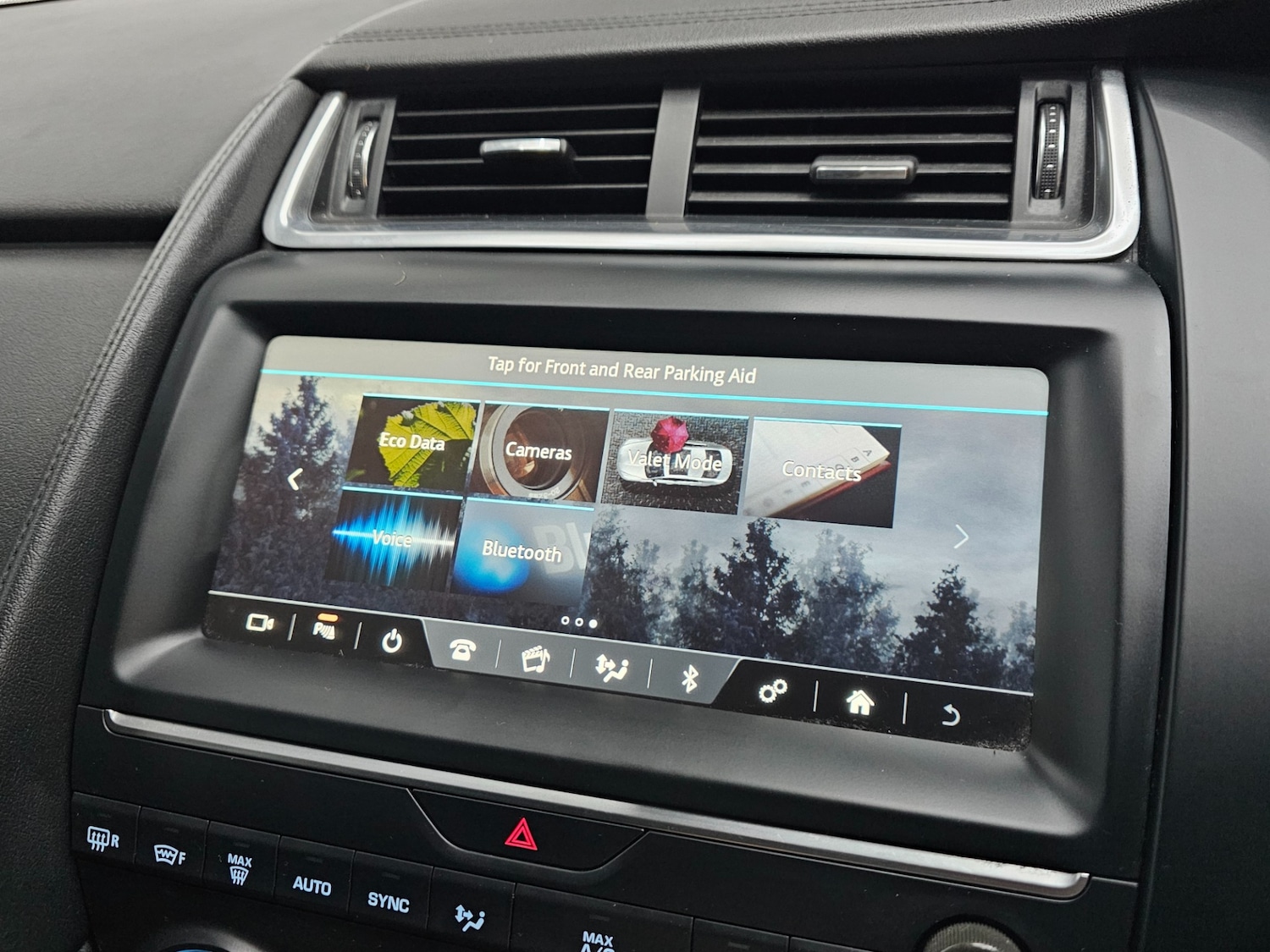 Used Jaguar E-Pace 2018 for sale - 76179073: Photo 18