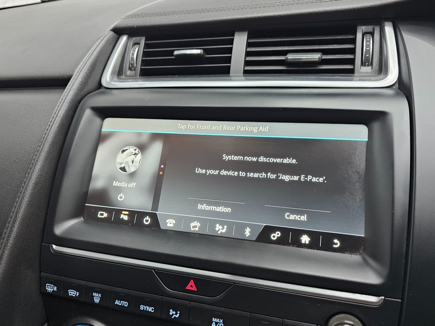 Used Jaguar E-Pace 2018 for sale - 76179073: Photo 19