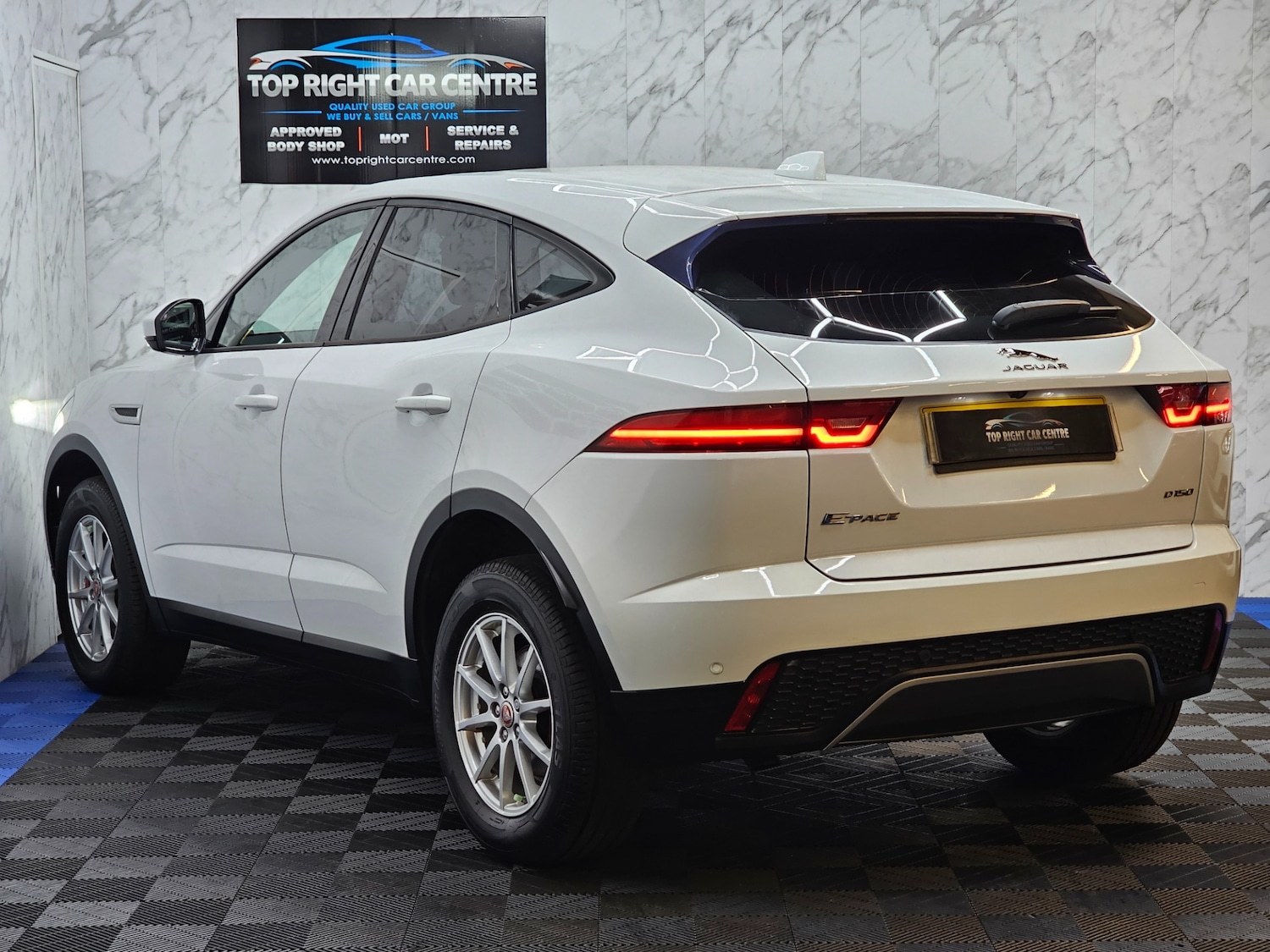 Used Jaguar E-Pace 2018 for sale - 76179073: Photo 7