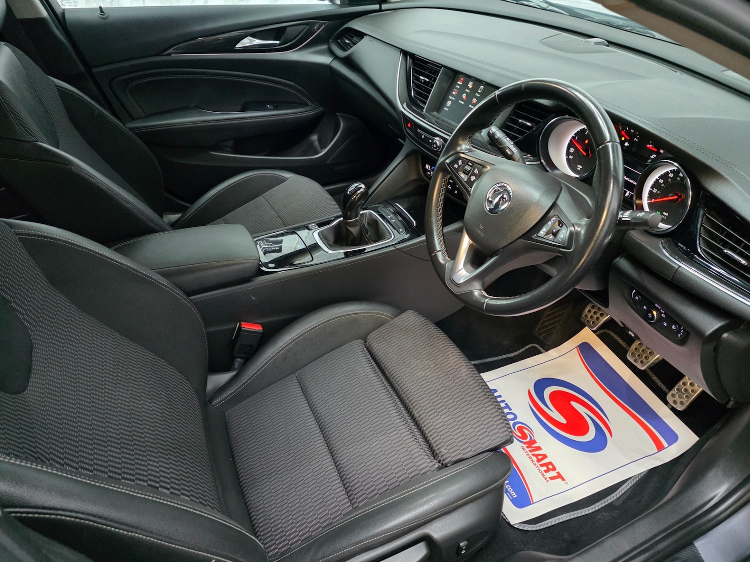 Used Vauxhall Insignia 2018 for sale - 78171583: Photo 16