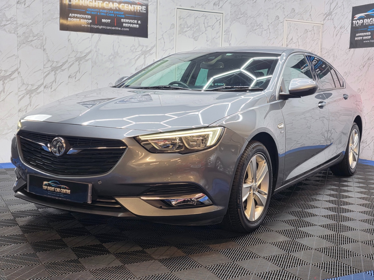 Used Vauxhall Insignia 2018 for sale - 78171583: Photo 5