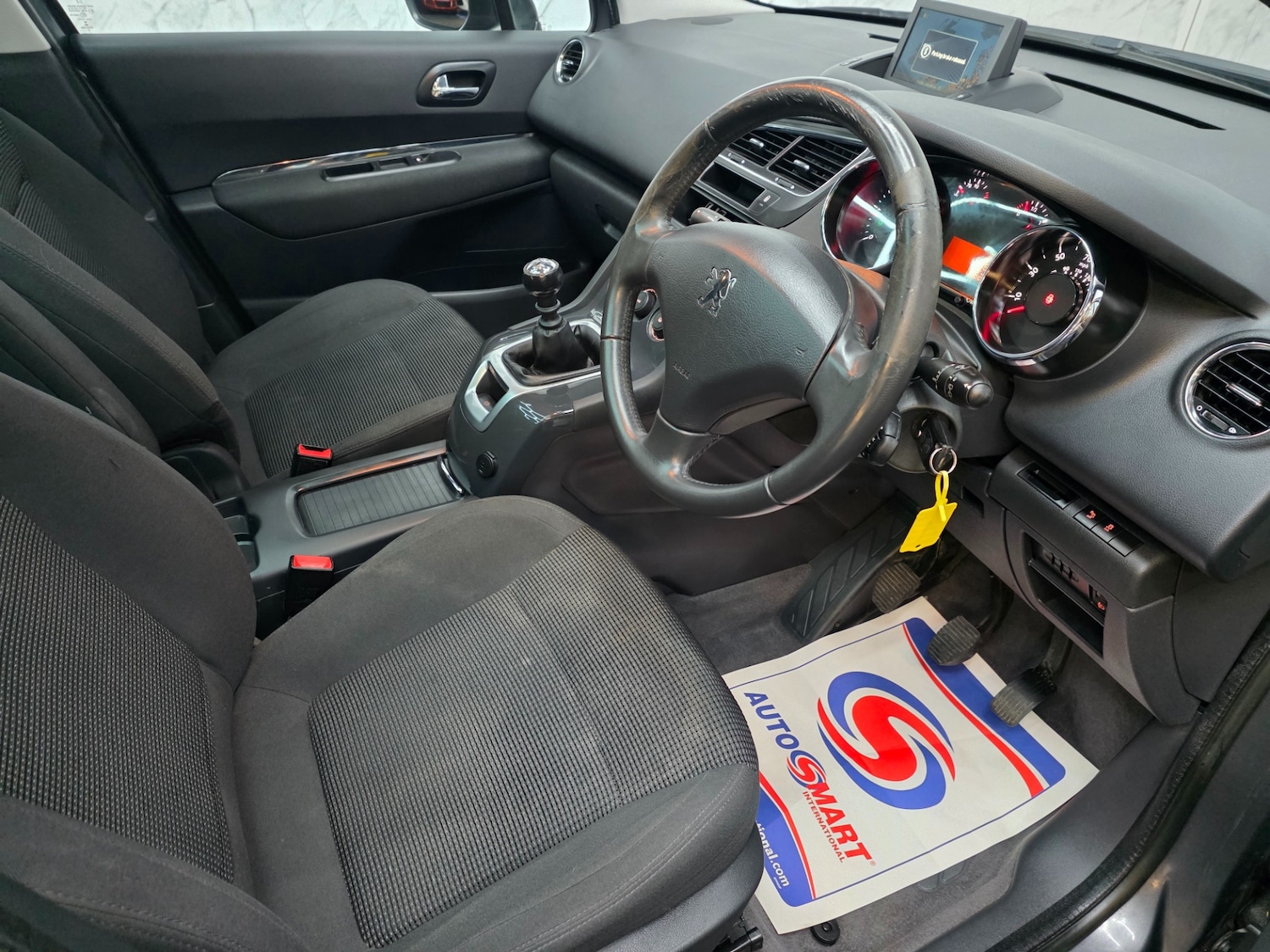 Used Peugeot 5008 2013 for sale - 77932666: Photo 16