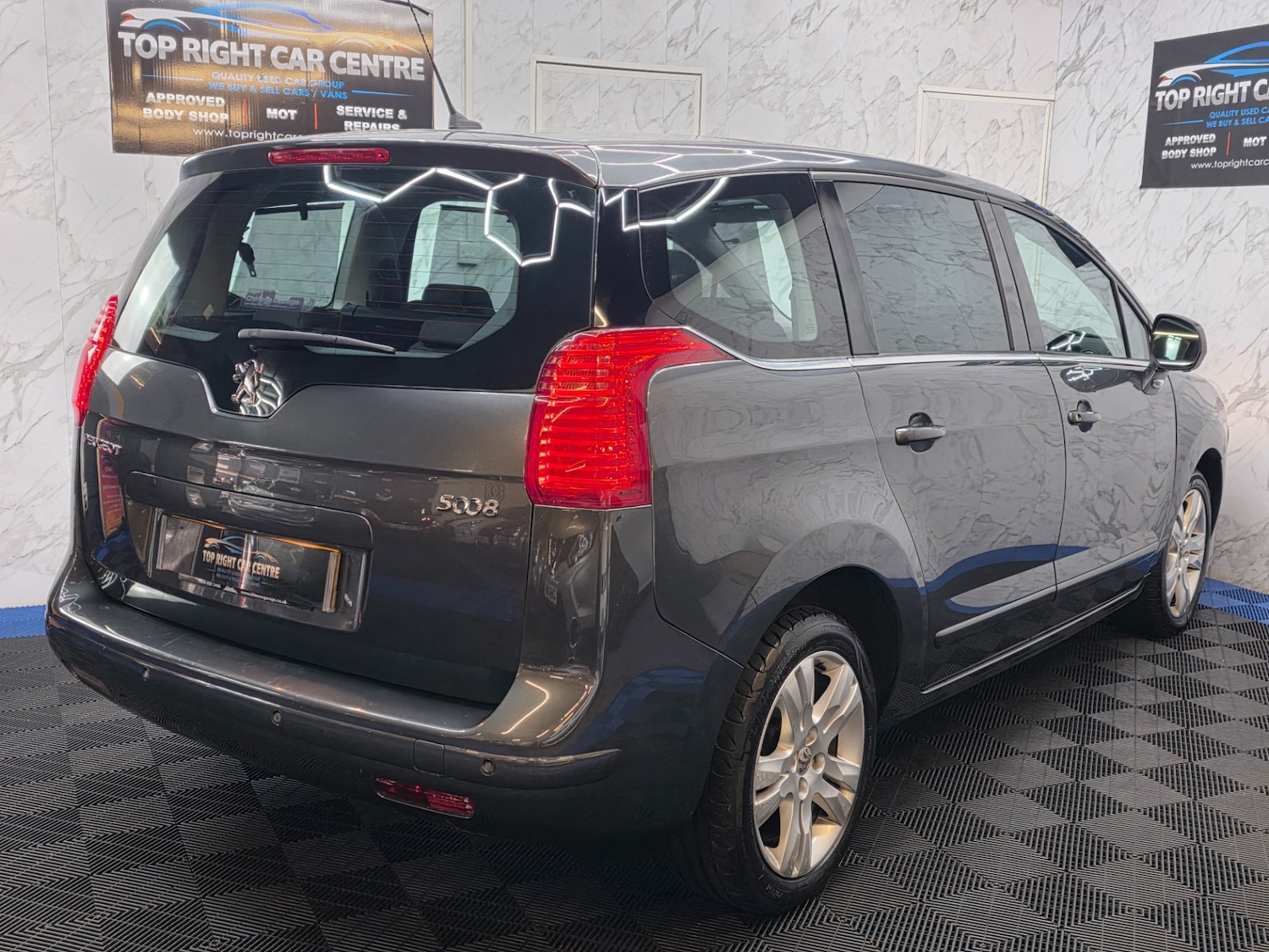 Used Peugeot 5008 2013 for sale - 77932666: Photo 9