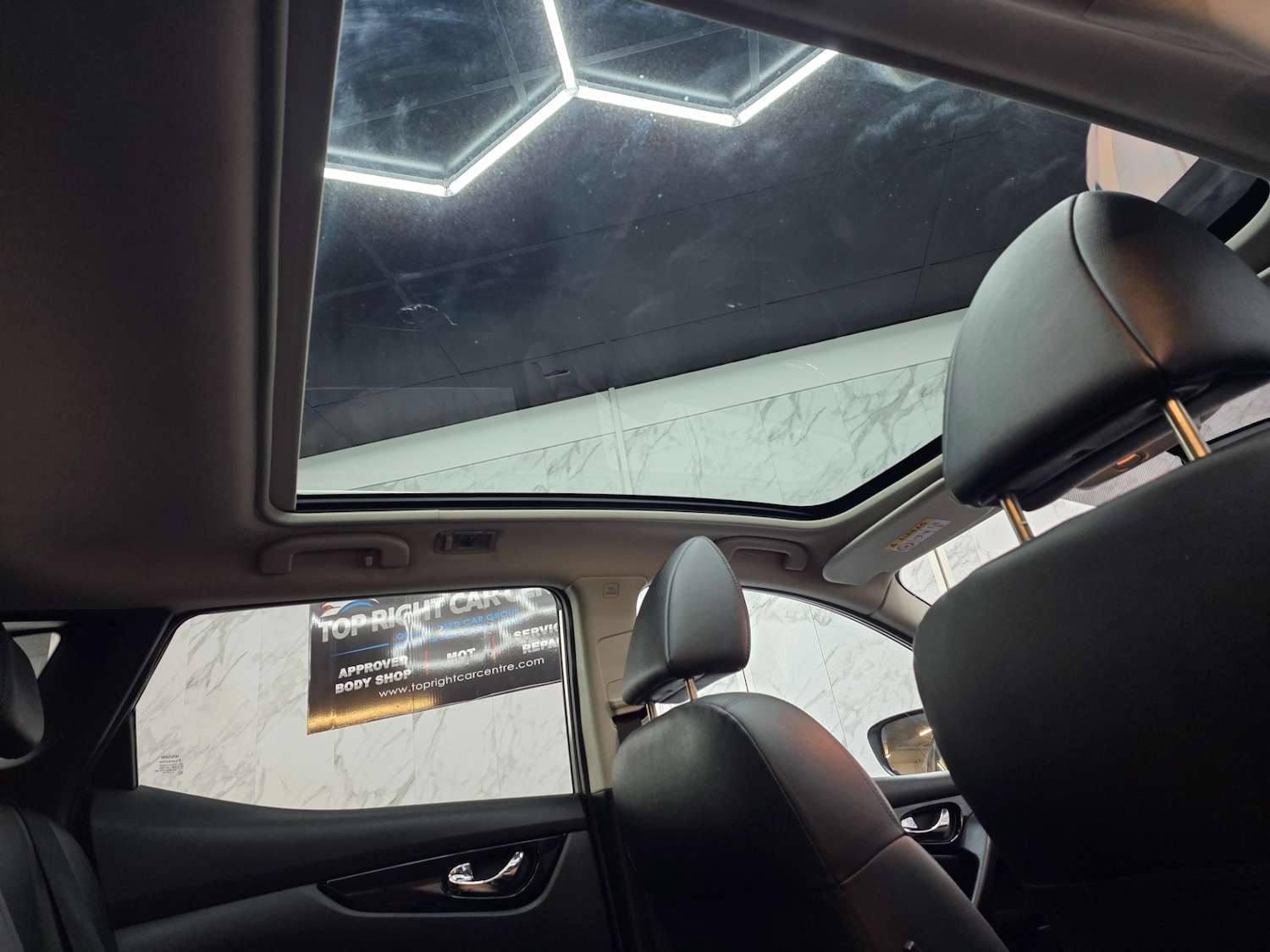 Used Nissan Qashqai 2015 for sale - 77889919: Photo 12