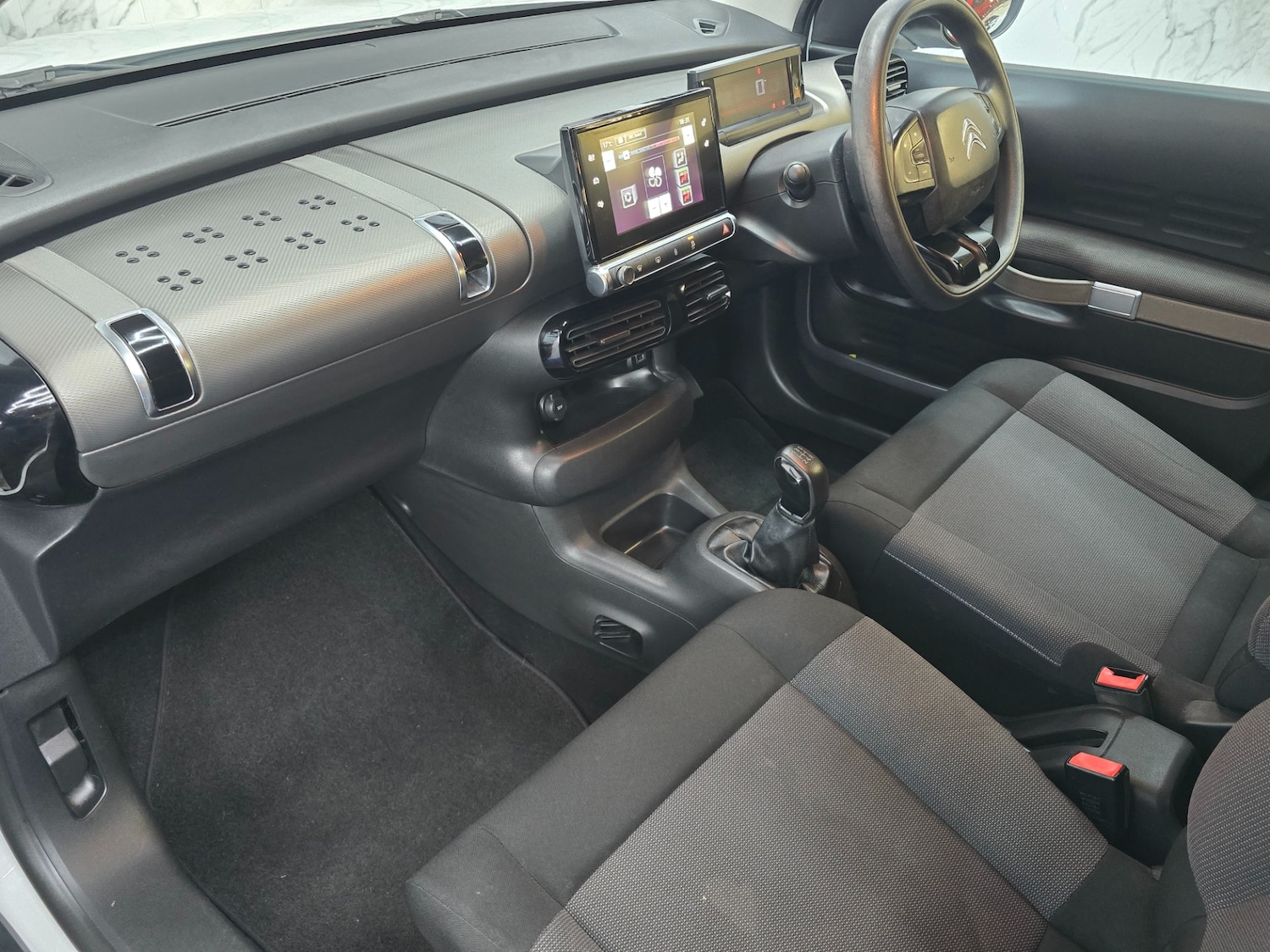 Used Citroen C4 Cactus 2016 for sale - 76249370: Photo 15