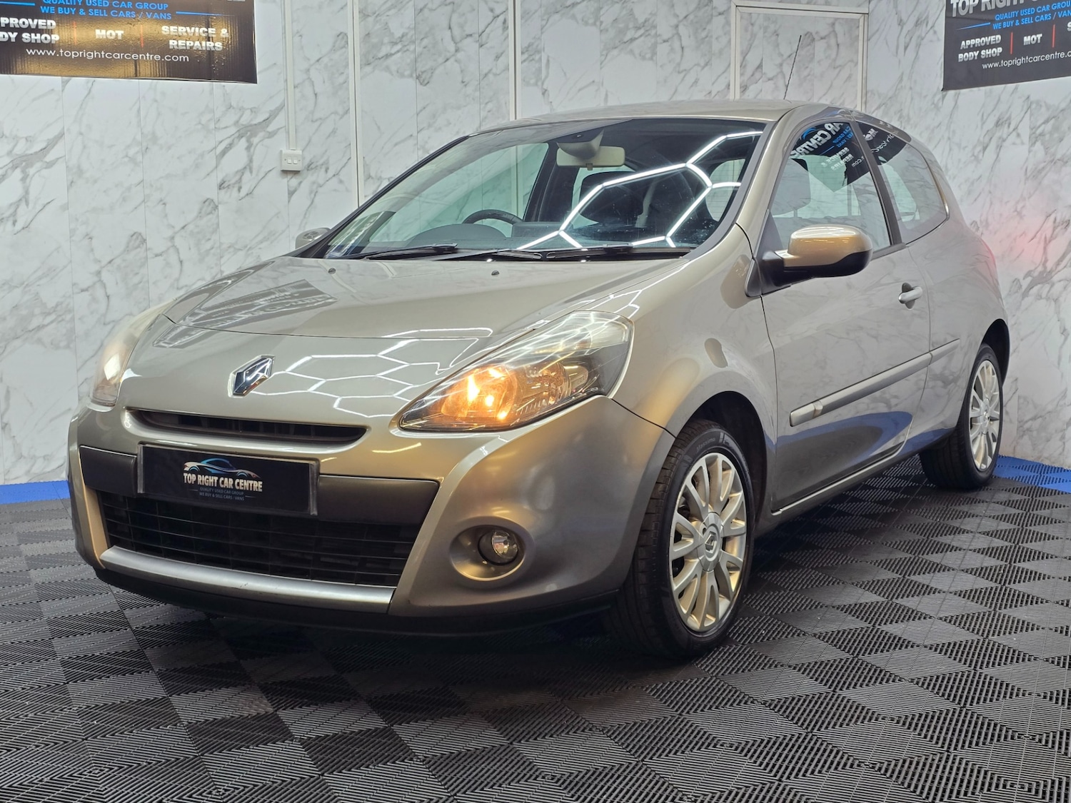 Used Renault Clio 2010 for sale - 76758967: Photo 5