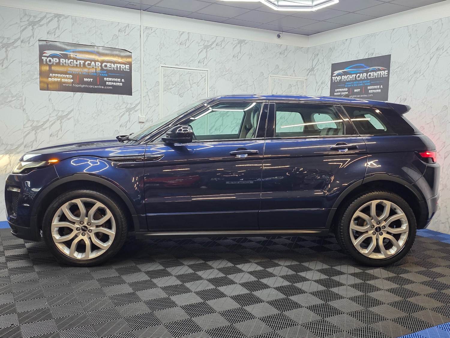 Used Land Rover Range Rover Evoque 2015 for sale - 76956887: Photo 11