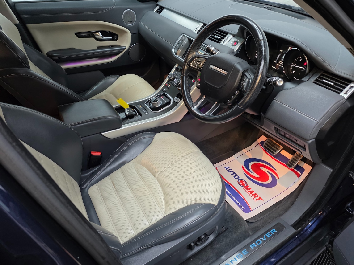 Used Land Rover Range Rover Evoque 2015 for sale - 76956887: Photo 17