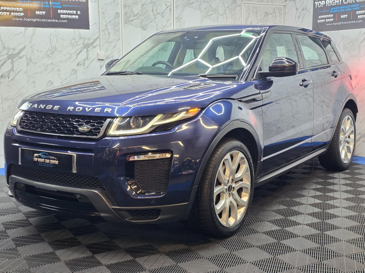 Used Land Rover Range Rover Evoque 2015 for sale - 76956887: Photo 5
