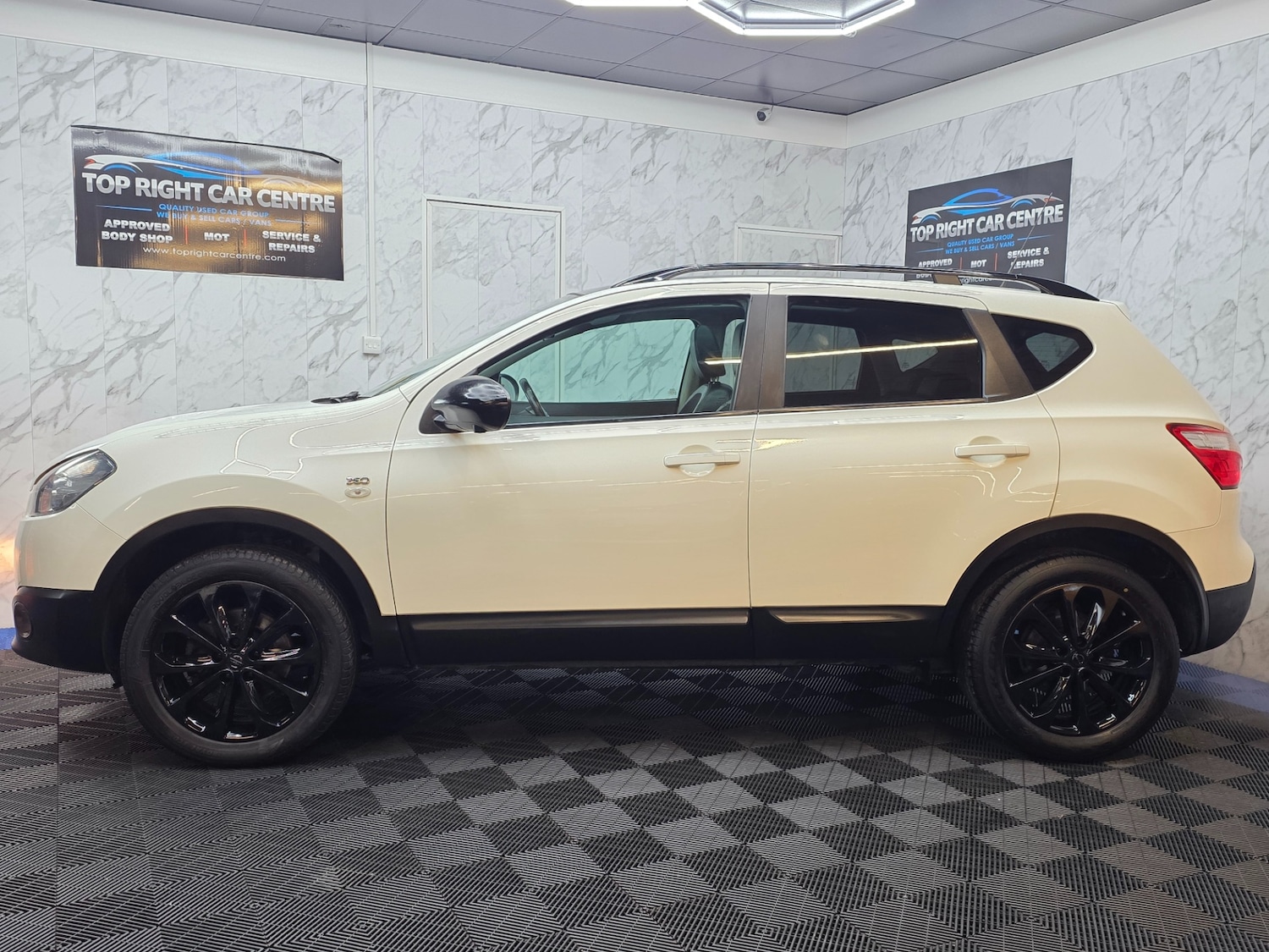 Used Nissan Qashqai 2013 for sale - 77457909: Photo 11