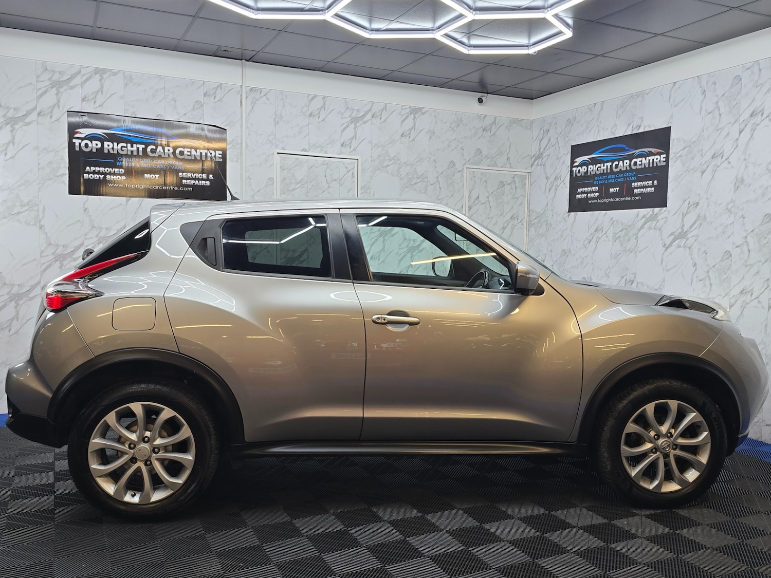 Used Nissan Juke 2017 for sale - 76685248: Photo 9
