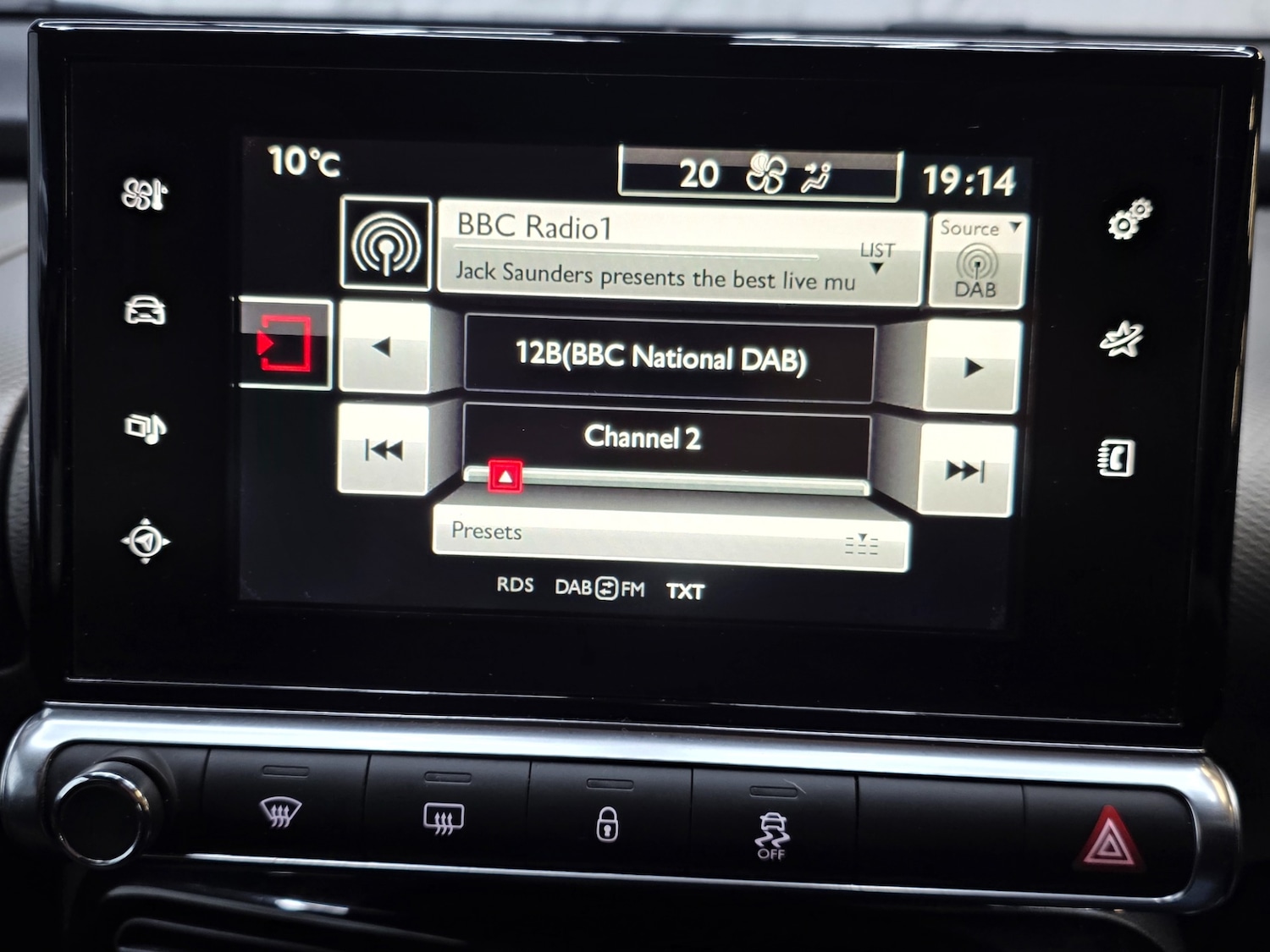 Used Citroen C4 Cactus 2017 for sale - 77053368: Photo 19