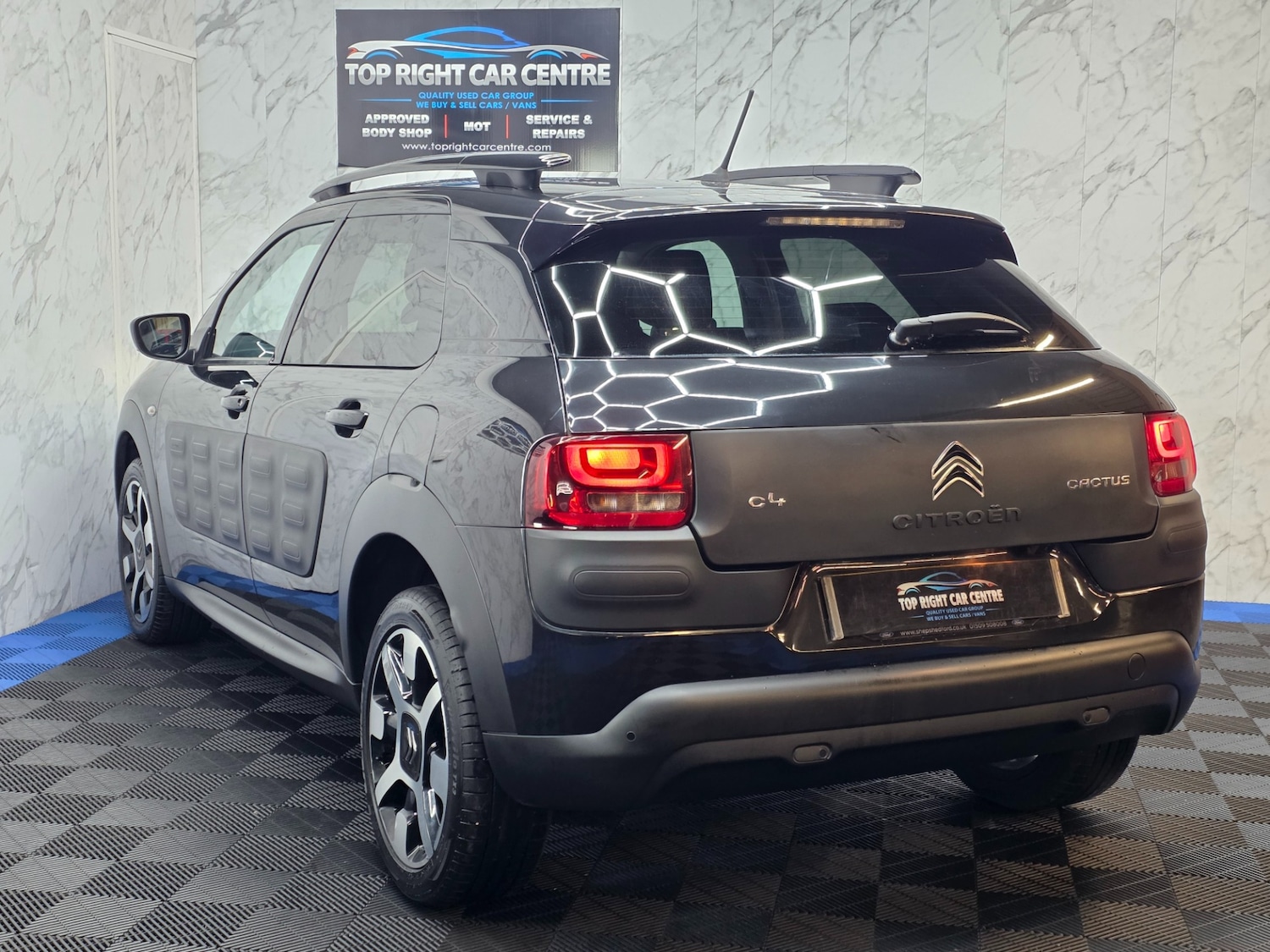 Used Citroen C4 Cactus 2017 for sale - 77053368: Photo 8