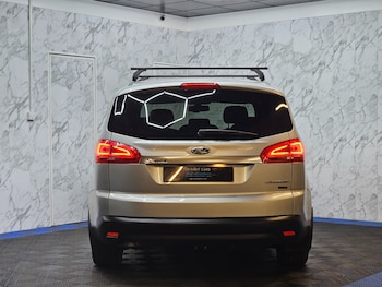 Used Ford S-Max 2010 for sale - 79322421: Photo